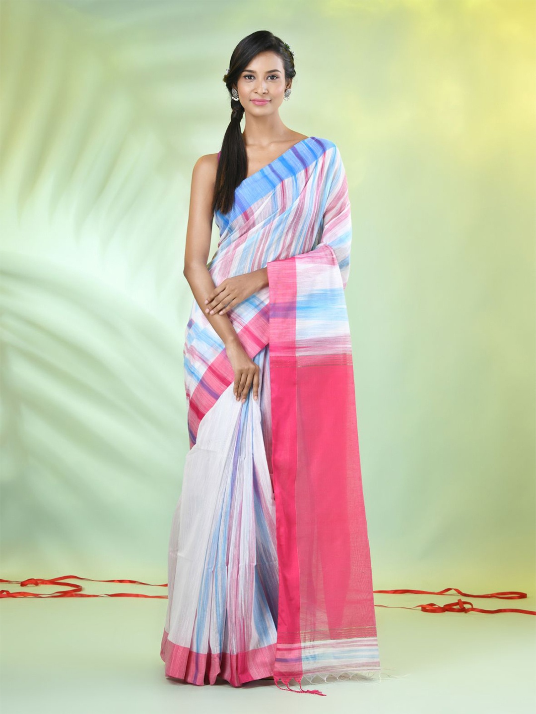 

Charukriti Woven Design Saree, White