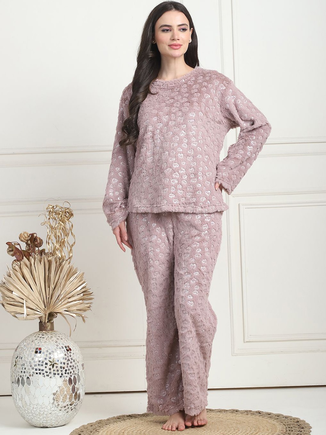 

TAG 7 Women Round Neck Night suit, Pink