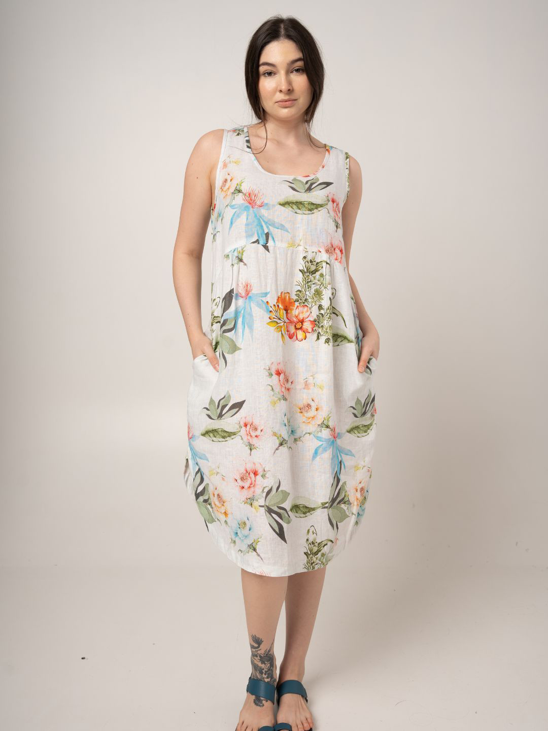 

Fabulous Floral Printed Linen A-Line Dress, White