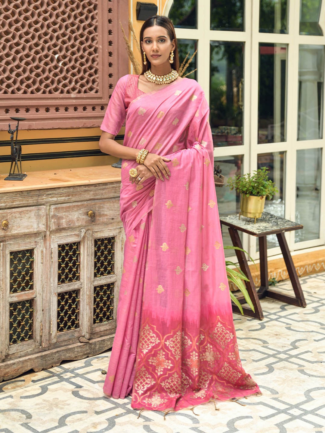 

Kandora Ethnic Motifs Zari Silk Blend Chanderi Saree, Pink