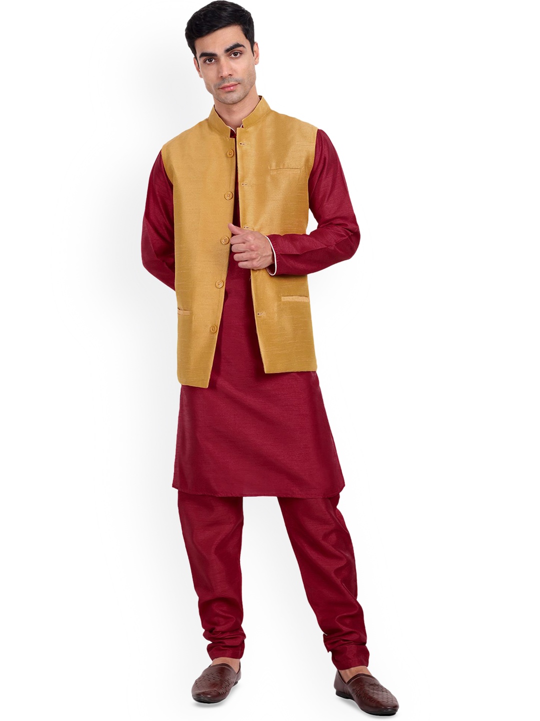 

Enciger Men Silk Kurta with Churidar set, Gold