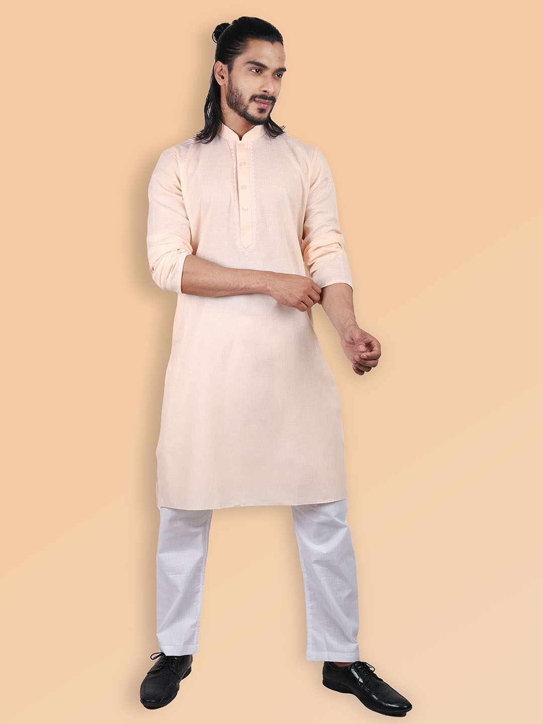 

ETHNIC FACTORY Men Embroidered Thread Work Kurta, Brown