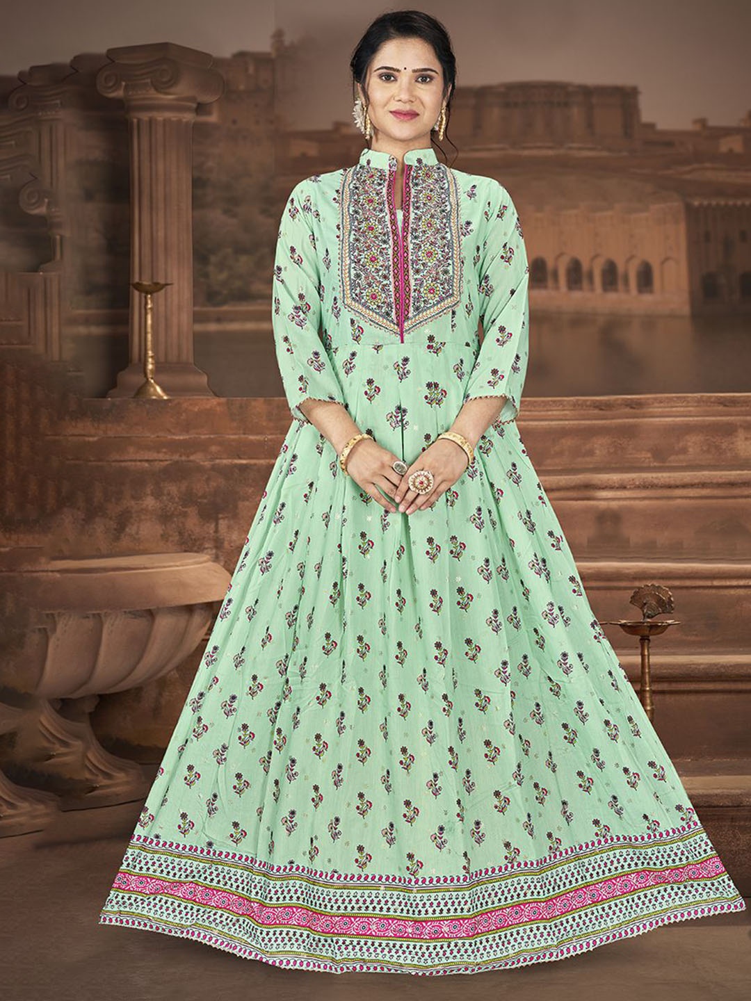 

Krimmple Printed Fit & Flared Maxi Ethnic Dress With Dupatta, Green