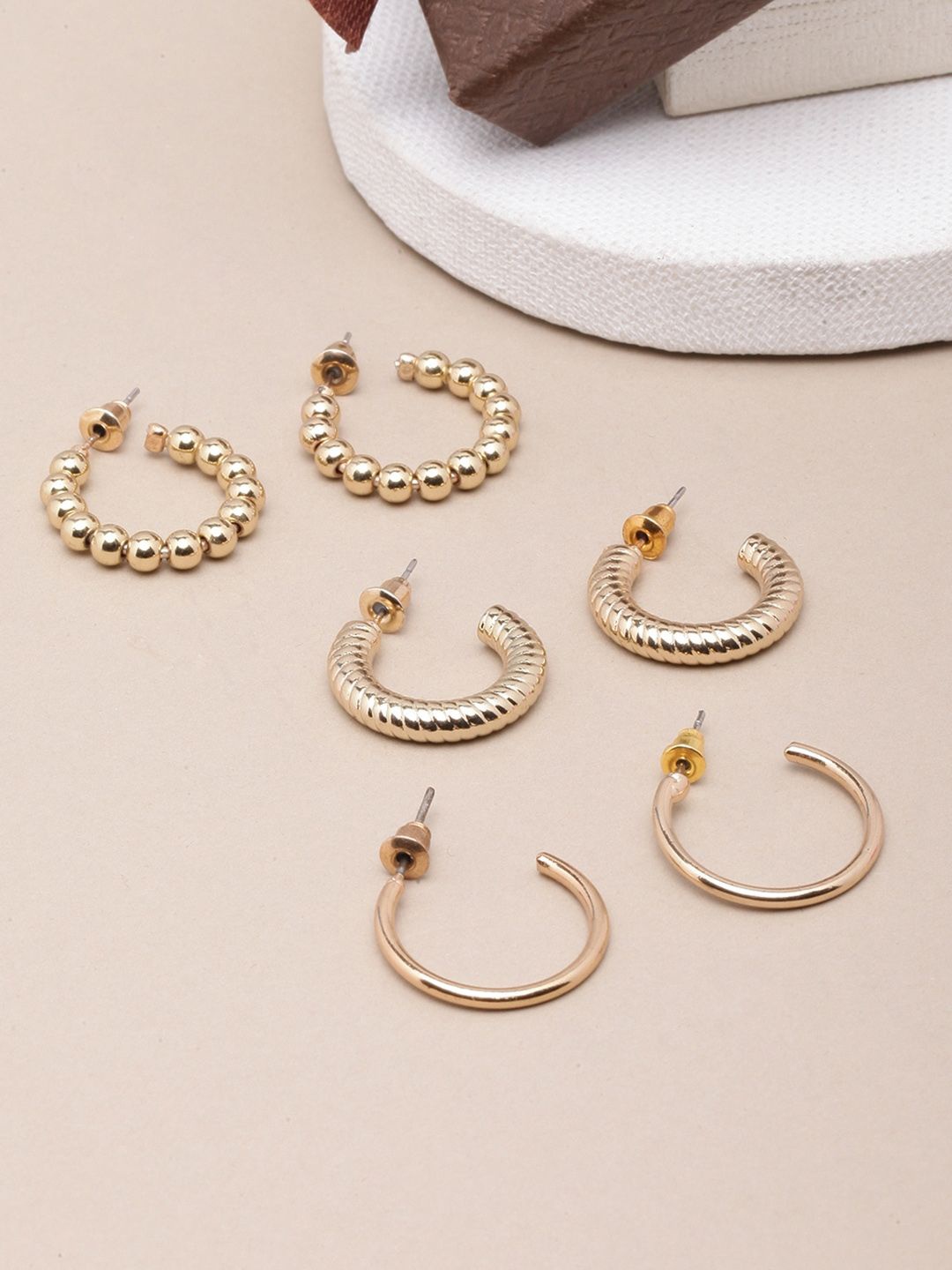 

KPOP Contemporary Half Hoop Earrings, Gold