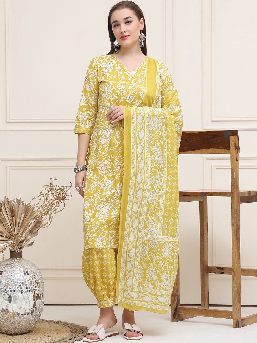 

Frempy Women Kurta with patiala & Dupatta, Yellow