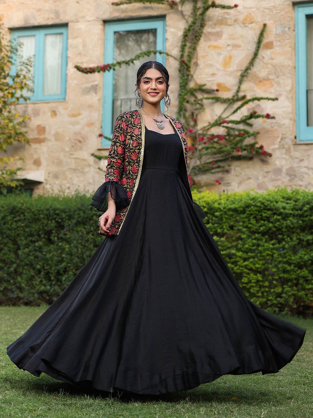 

Anastay Clothing Women Printed Solid Fit and Flare Jacket Ethnic dress, Black