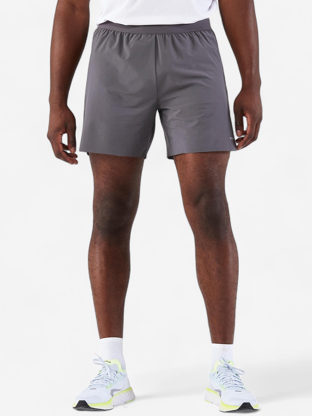 

KIPRUN By Decathlon Men Solid Low-Rise Sport Shorts, Grey