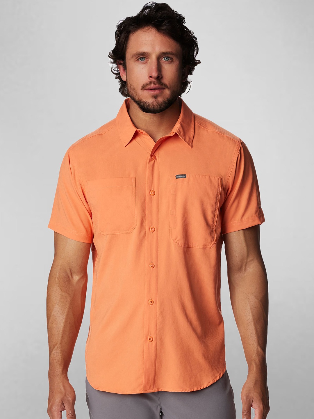 

Columbia Men Classic Spread Collar Solid Casual Shirt, Orange