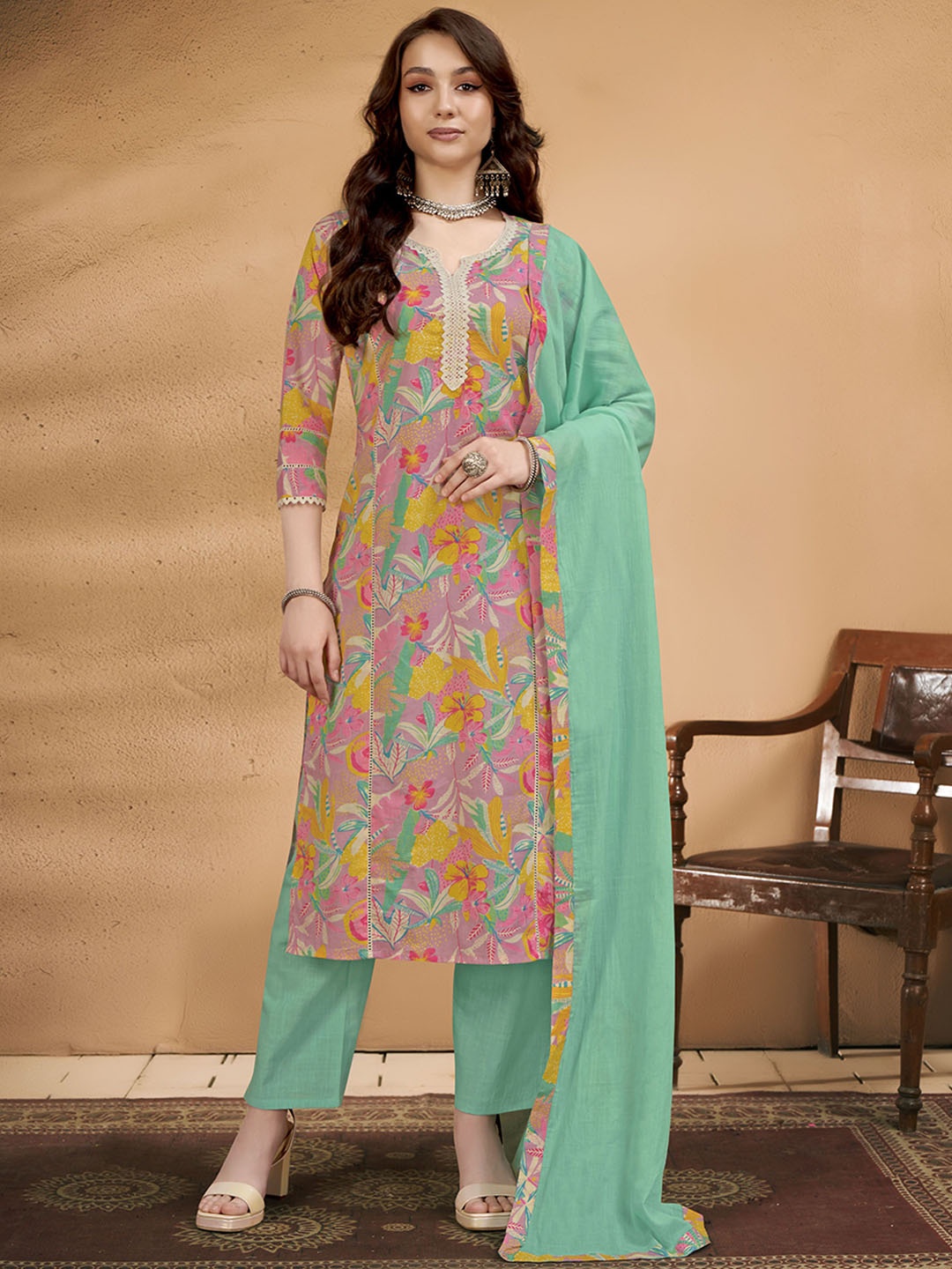 

Anouk Lavender Floral Printed Notch Neck Pure Cotton Kurta with Trouser & Dupatta