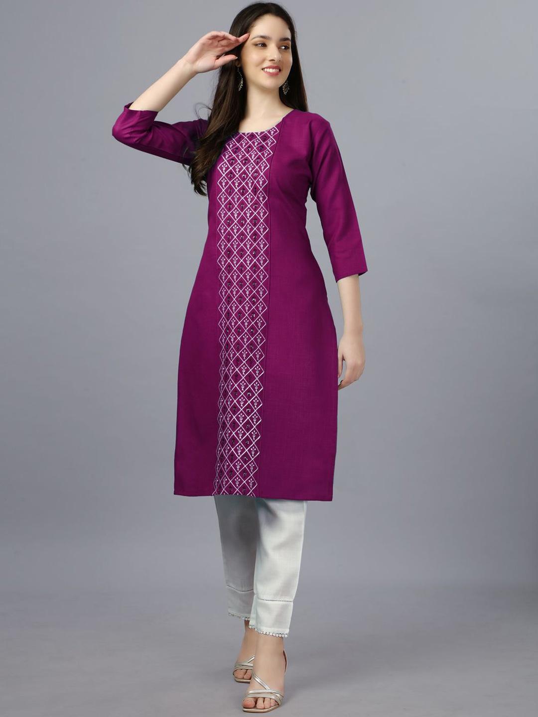 

KAYOMMI Floral Embroidered Thread Work Cotton Straight Kurta, Purple