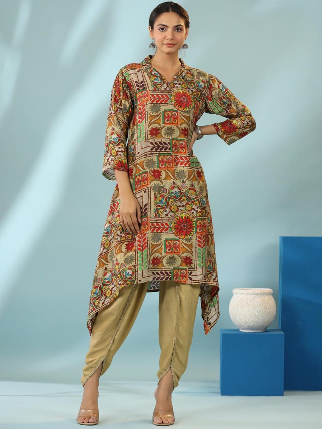 

Kaftanize Women Ethnic Motifs Printed Kurta with Trousers, Red