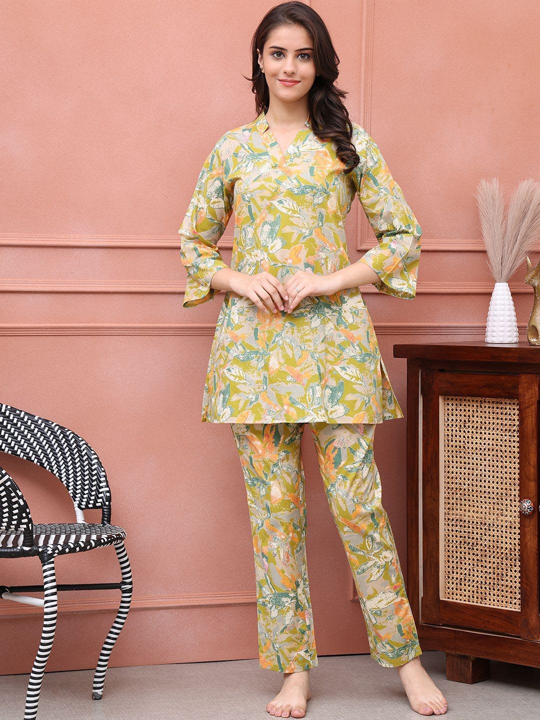 

Claura Women Printed Night suit, Green