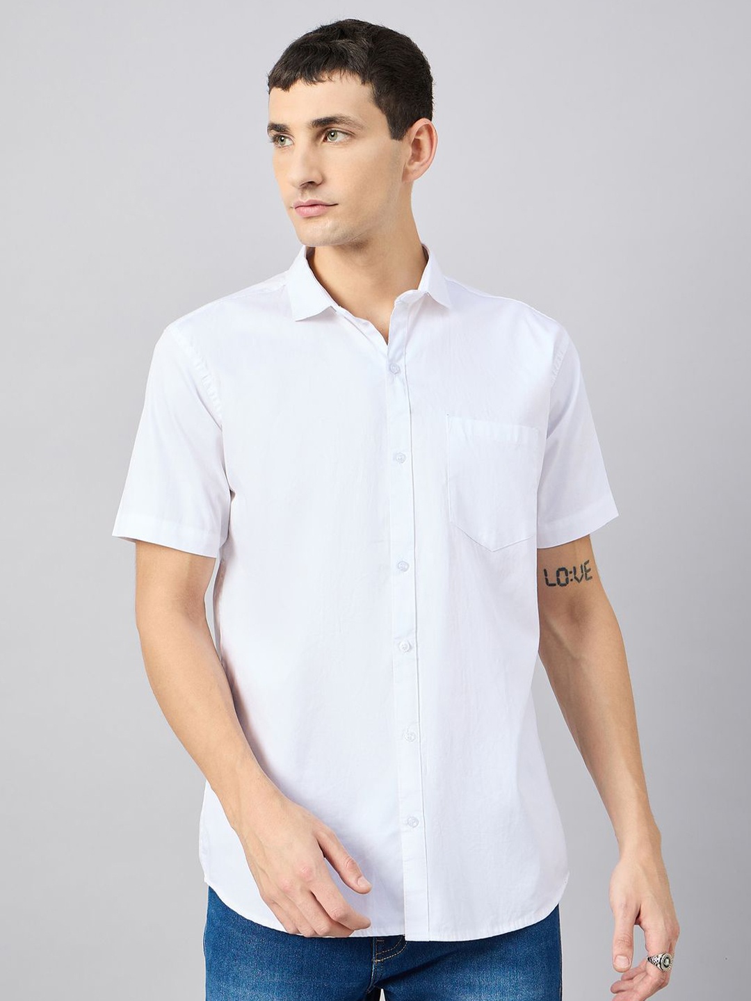 

STUDIO NEXX Men Standard Spread Collar Solid Cotton Casual Shirt, White