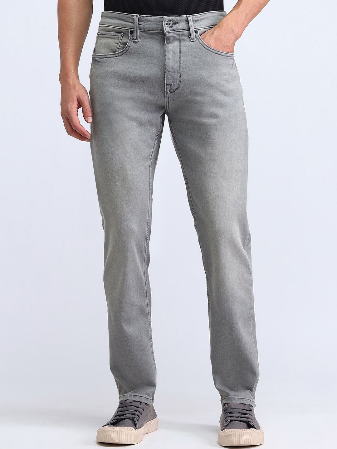 

Flying Machine Men Slim Fit Light Fade Stretchable Cotton Jeans, Grey