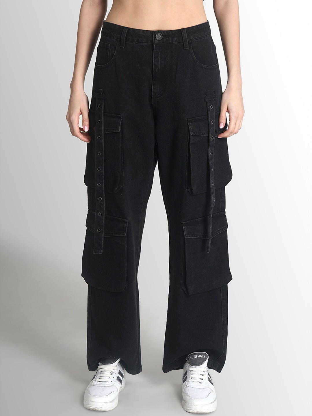 

Bene Kleed Women Straight Fit High-Rise Cargo Jeans, Black
