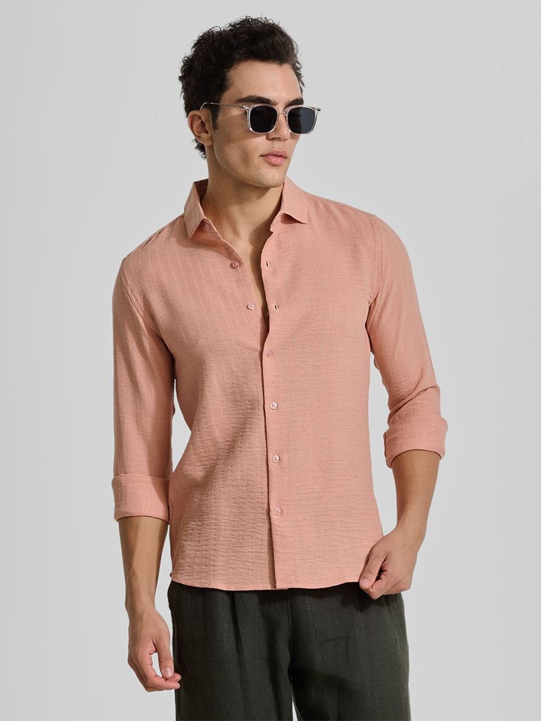 

Snitch Men Textured Smart Slim Fit Casual Shirt, Peach