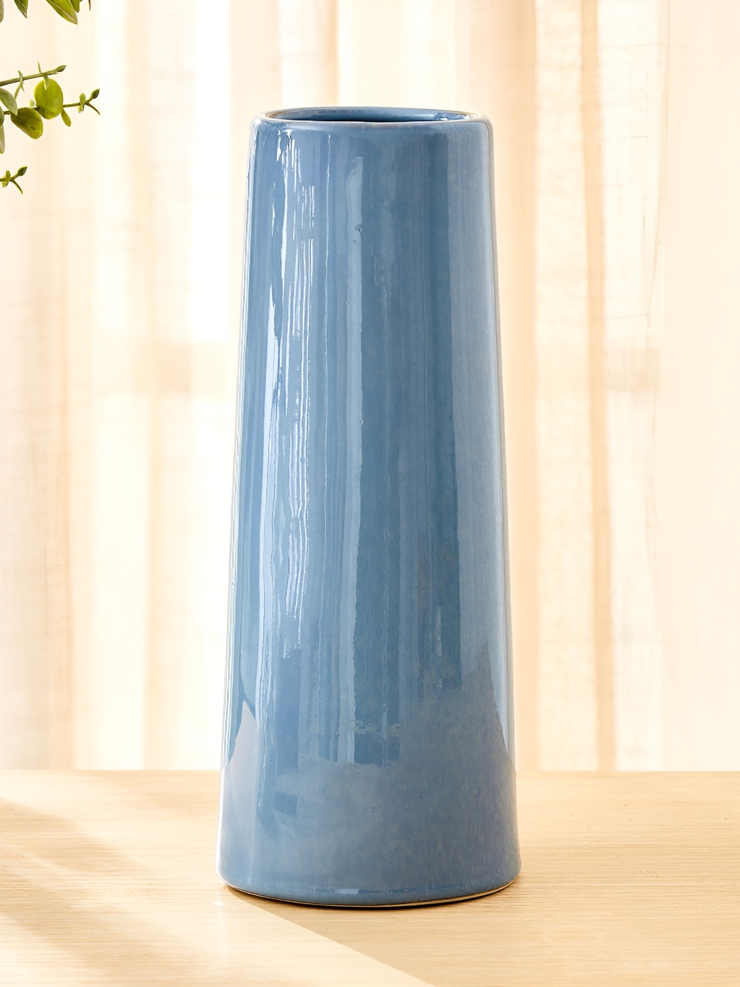 

Home Centre Grey Cylindrical Ceramic Vase, Blue