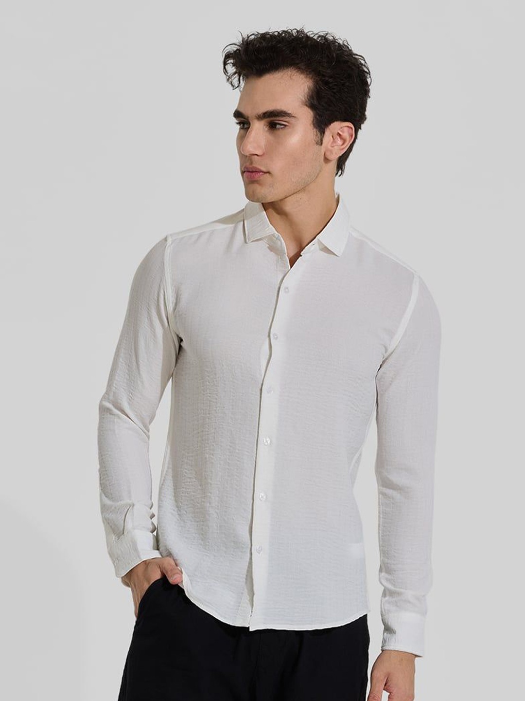 

Snitch Men Smart Spread Collar Solid Casual Shirt, White