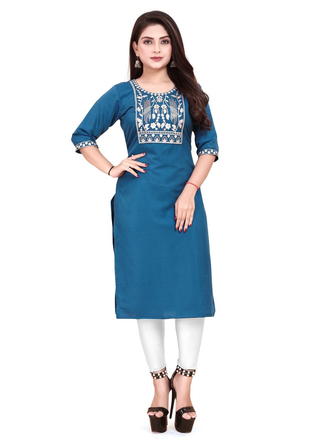 

AKK ENTERPRISE Women Ethnic Motifs Embroidered Thread Work Kurta, Blue