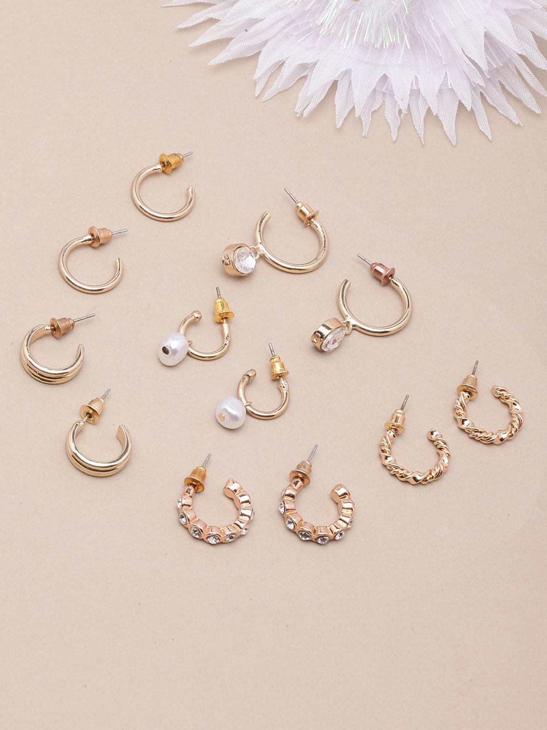 

KPOP Circular Half Hoop Earrings, Gold