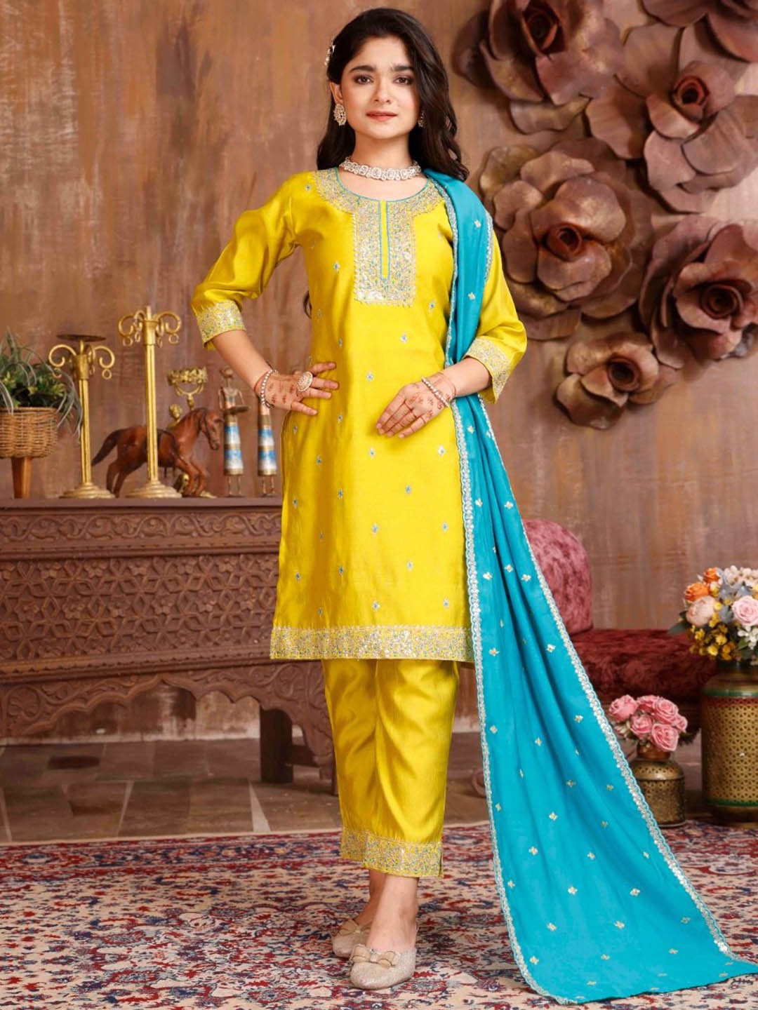 

BAESD Girls Floral Embroidered Sequinned Round Neck Straight Kurta with Trouser & Dupatta, Yellow