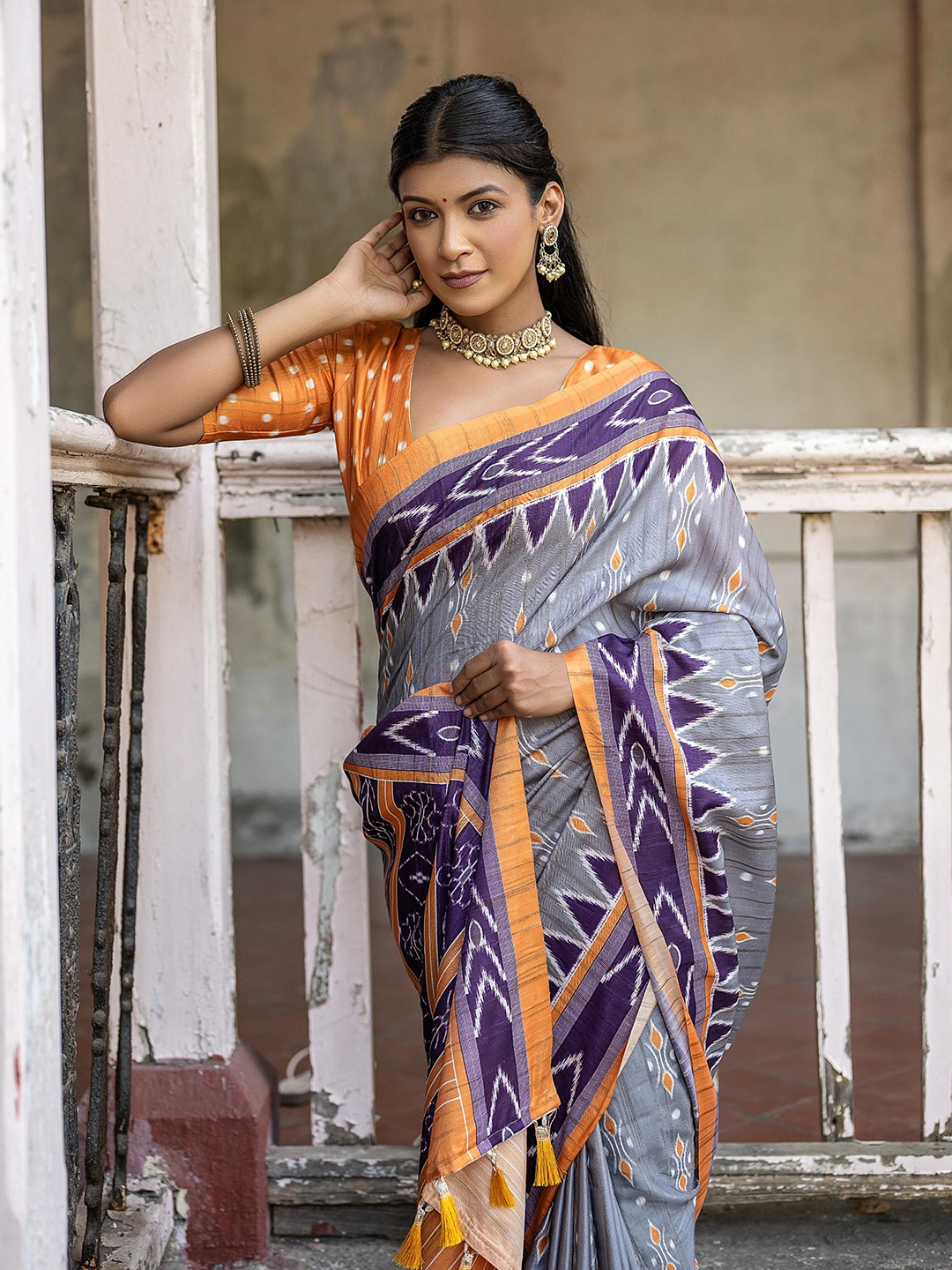 

Kandora Geometric Printed Pure Silk Tussar Saree, Grey