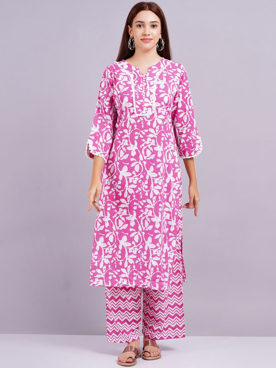 

KALINI Floral Printed Round Neck Regular Pure Cotton Kurta With Palazzo, Pink