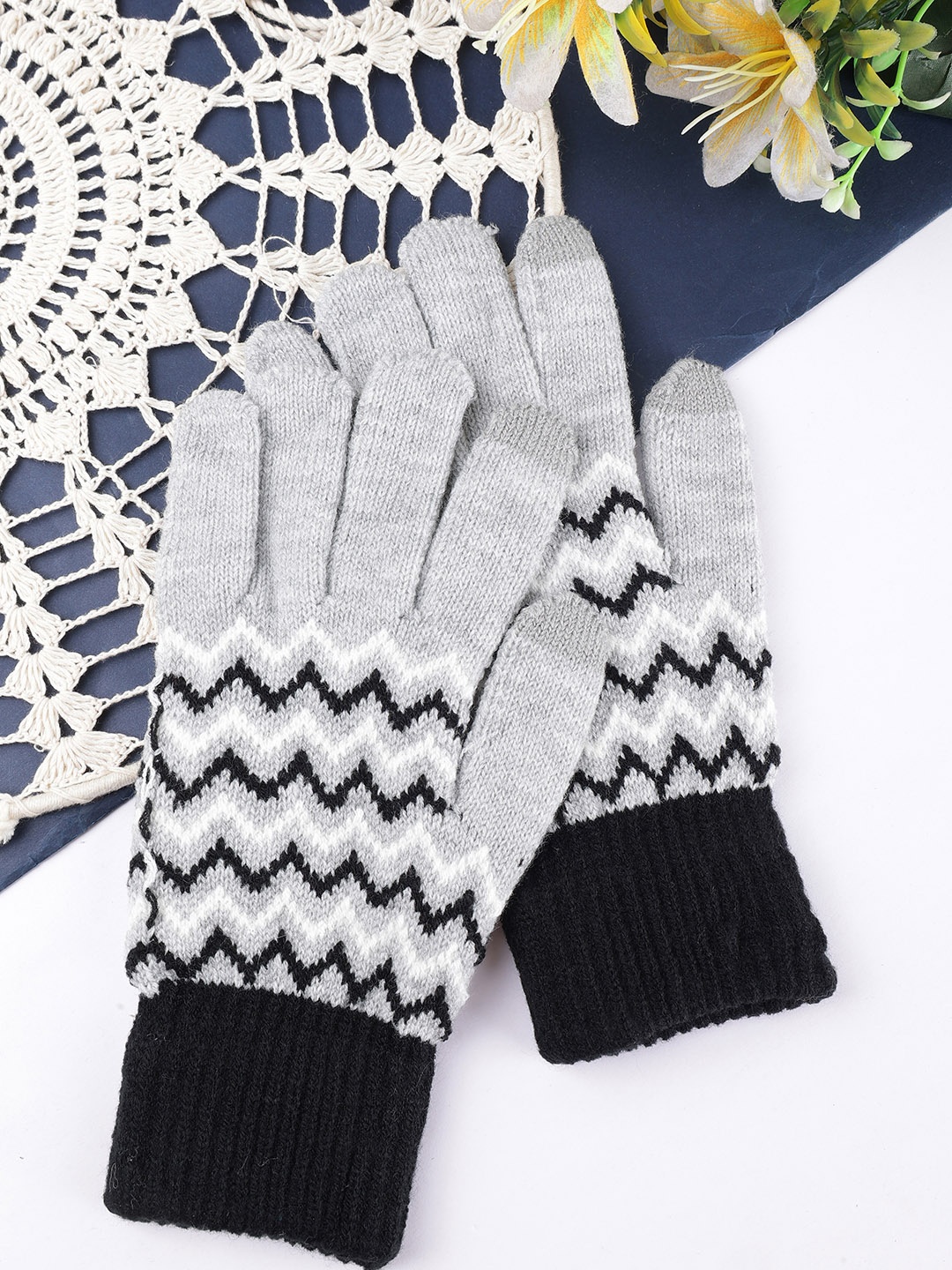 

ELLIS Unisex Patterned Acrylic Touchscreen Gloves, Grey