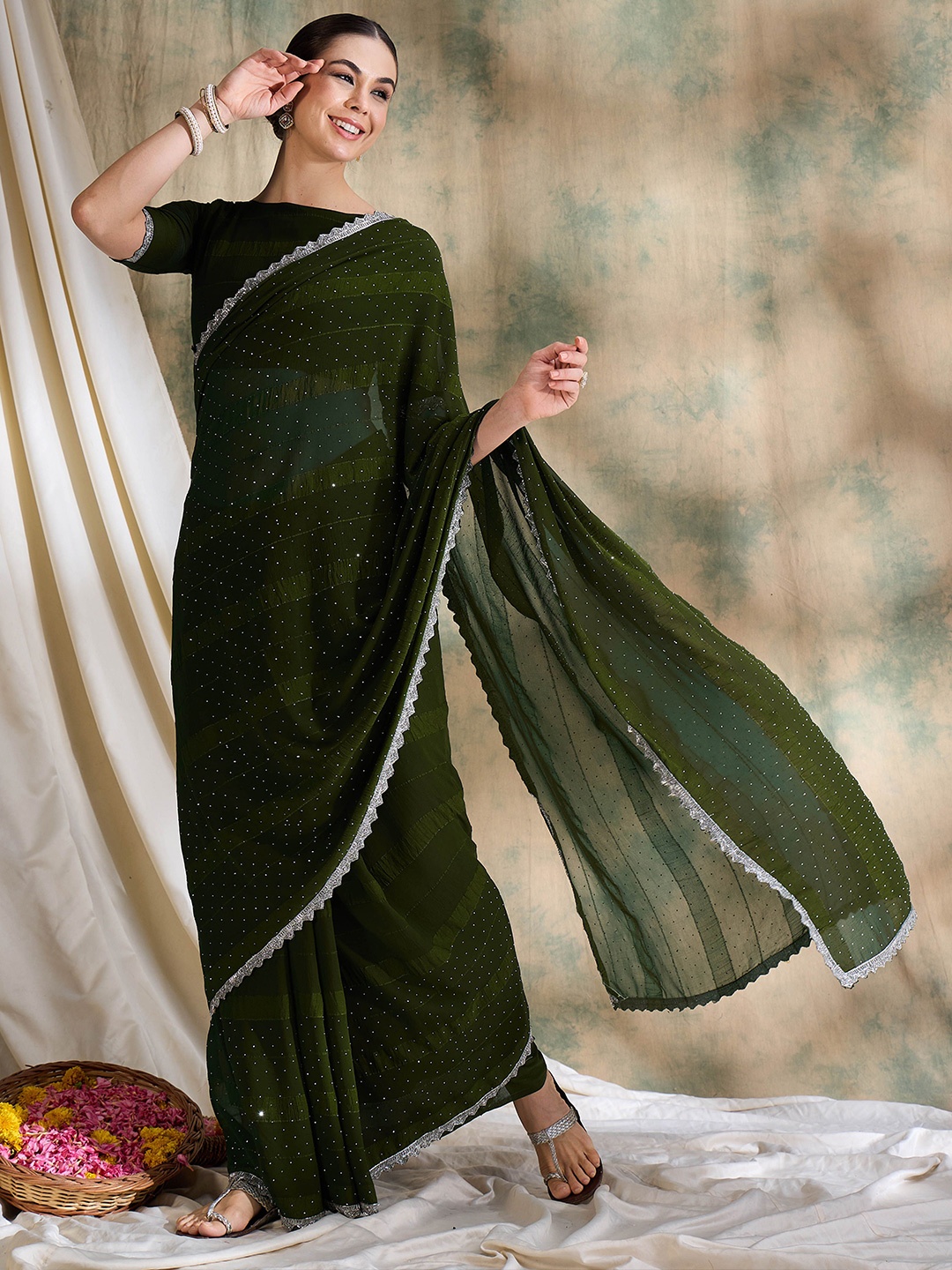 

Sangria Embellished Saree With Blouse Piece, Teal