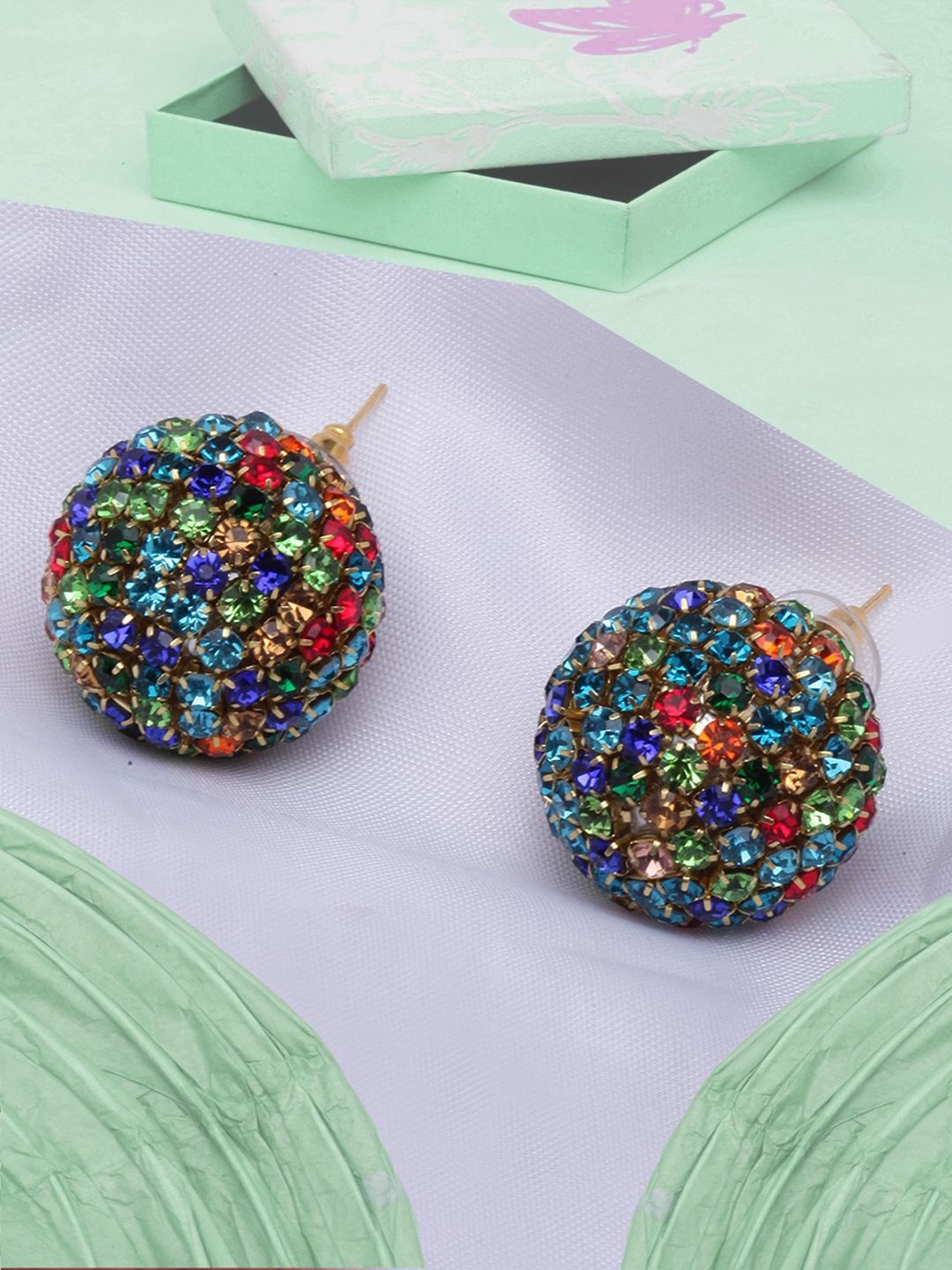 

KPOP Gold-Plated Stone Studded Circular Studs