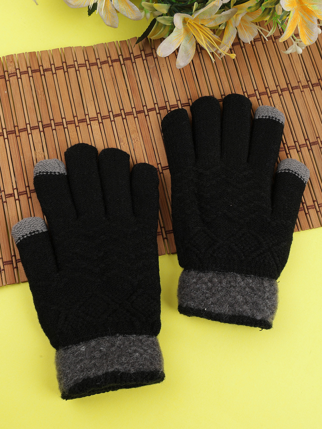 

ELLIS Unisex Acrylic Touchscreen Gloves, Black