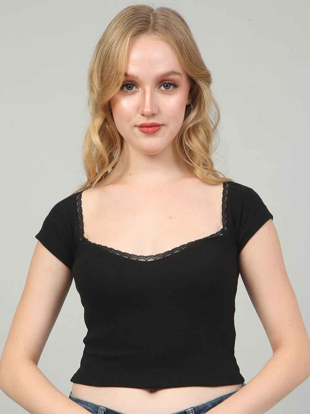 

Tivante Women Solid Sweetheart Neck Cotton Top, Black