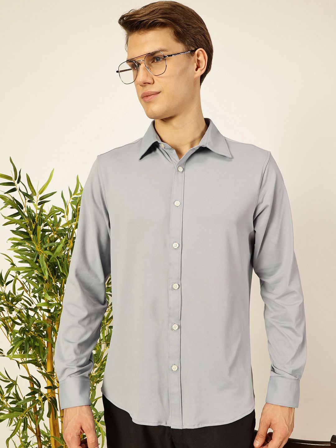 

Thomas Scott Men Premium Spread Collar Solid Slim Fit Casual Shirt, Grey