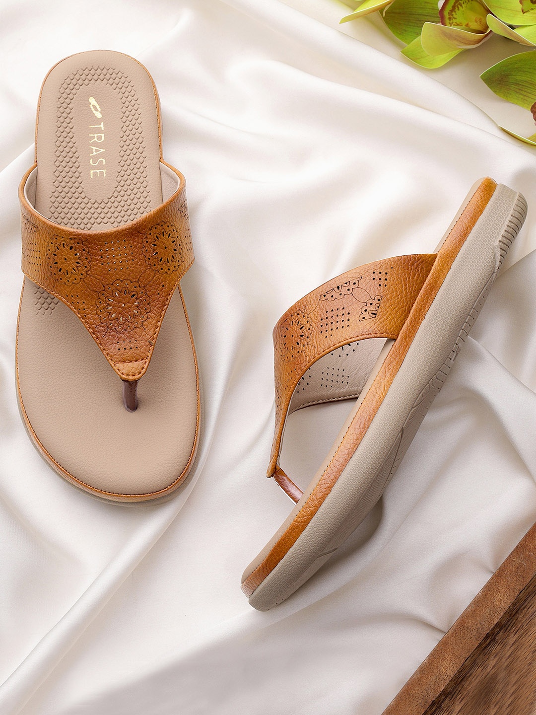 

TRASE Women T-Strap Flats with Laser Cuts, Beige