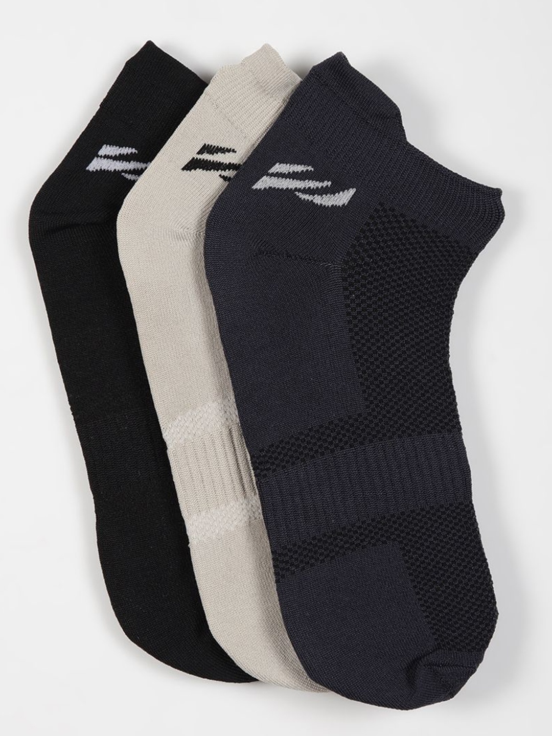 

BLUE TYGA Women Pack Of 3 Stink Free Ankle-Length Socks, Black