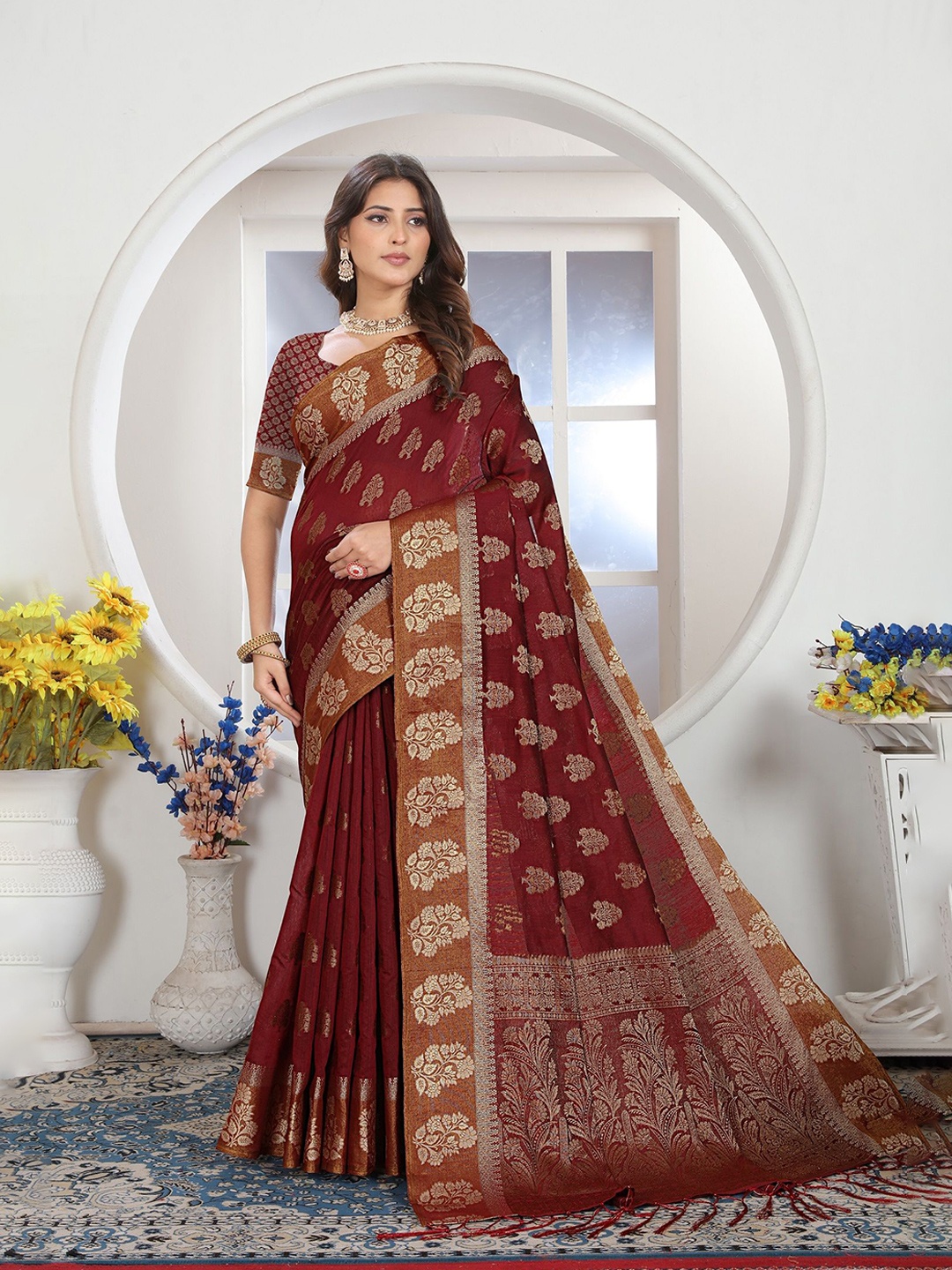 

MAHALASA Woven Design Ethnic Motifs Pure Cotton Saree, Maroon