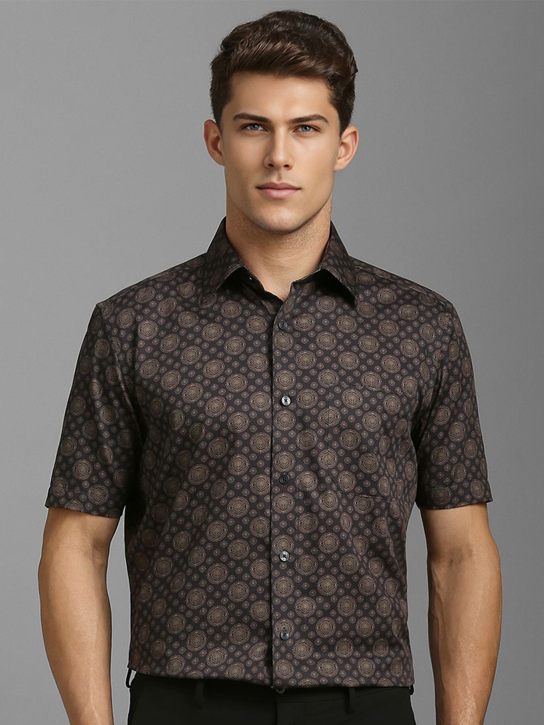 

Louis Philippe Men Classic Spread Collar Ethnic Motifs Printed Cotton Formal Shirt, Brown