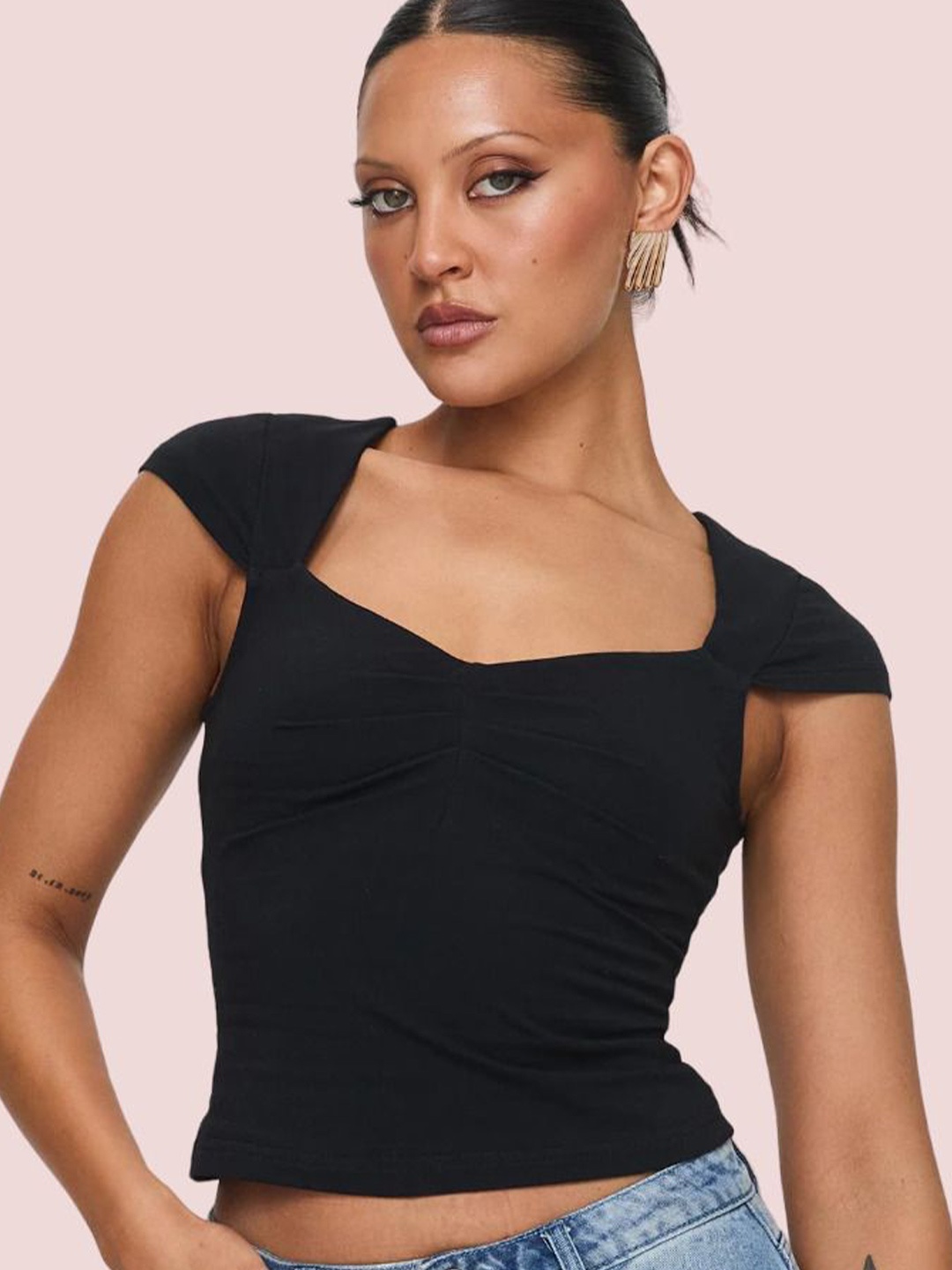 

Dracht Women Solid Scoop Neck Cotton Top, Black