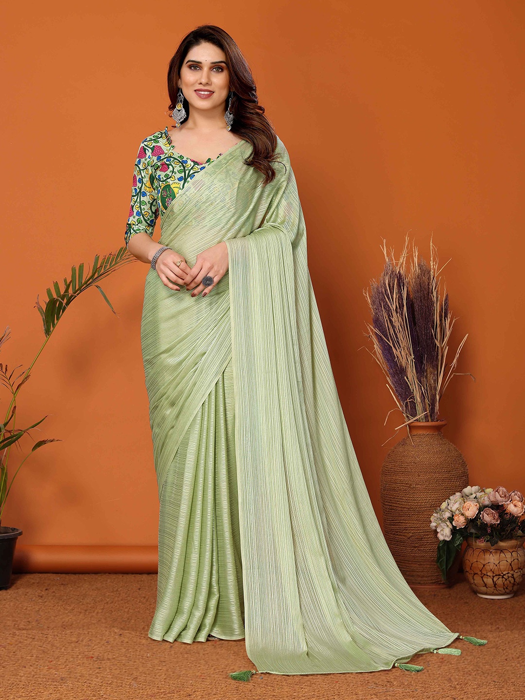 

Shee Star Striped Saree With Blouse Piece, Green