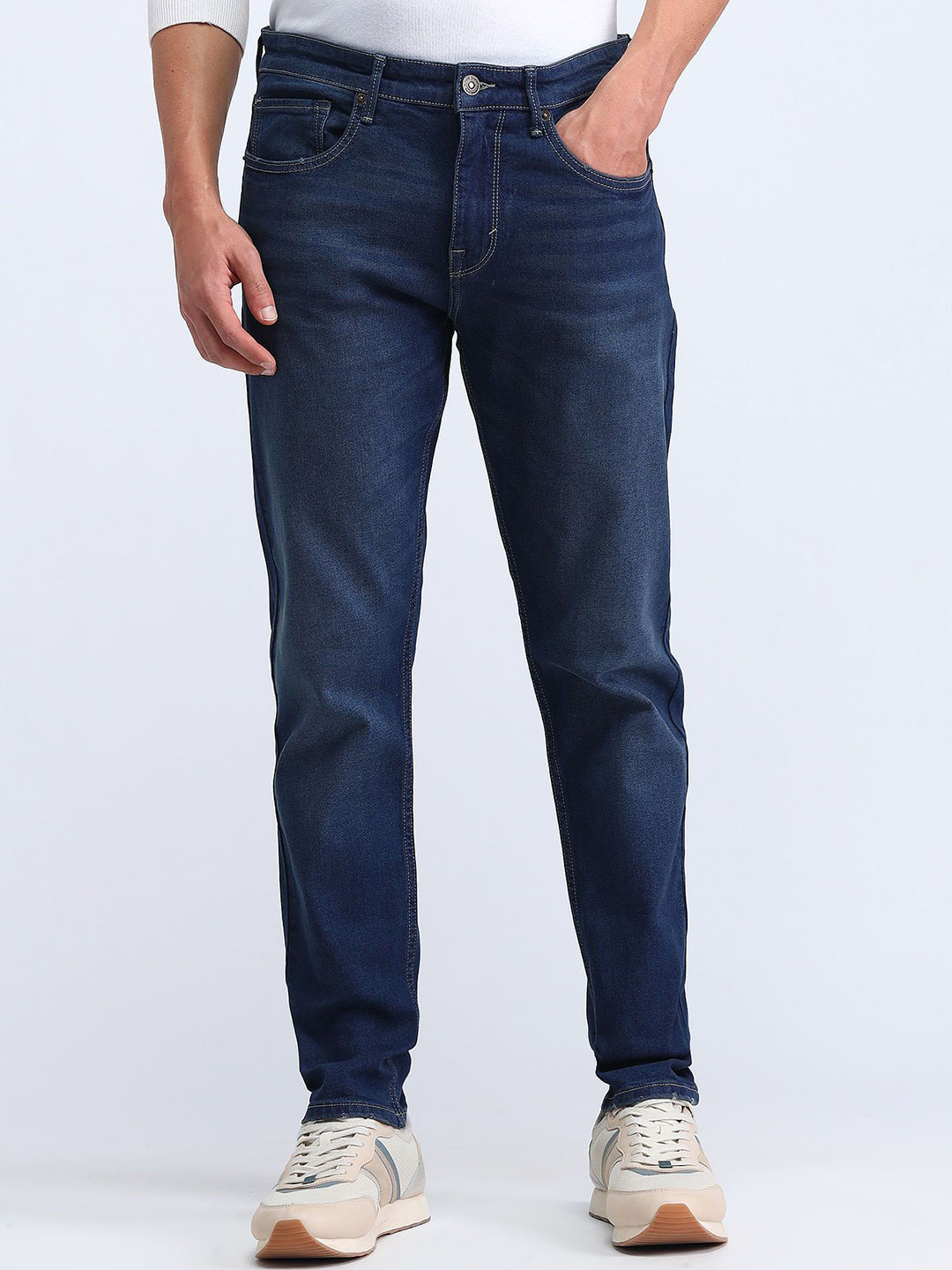 

Flying Machine Men Slim Fit Light Fade Stretchable Jeans, Blue