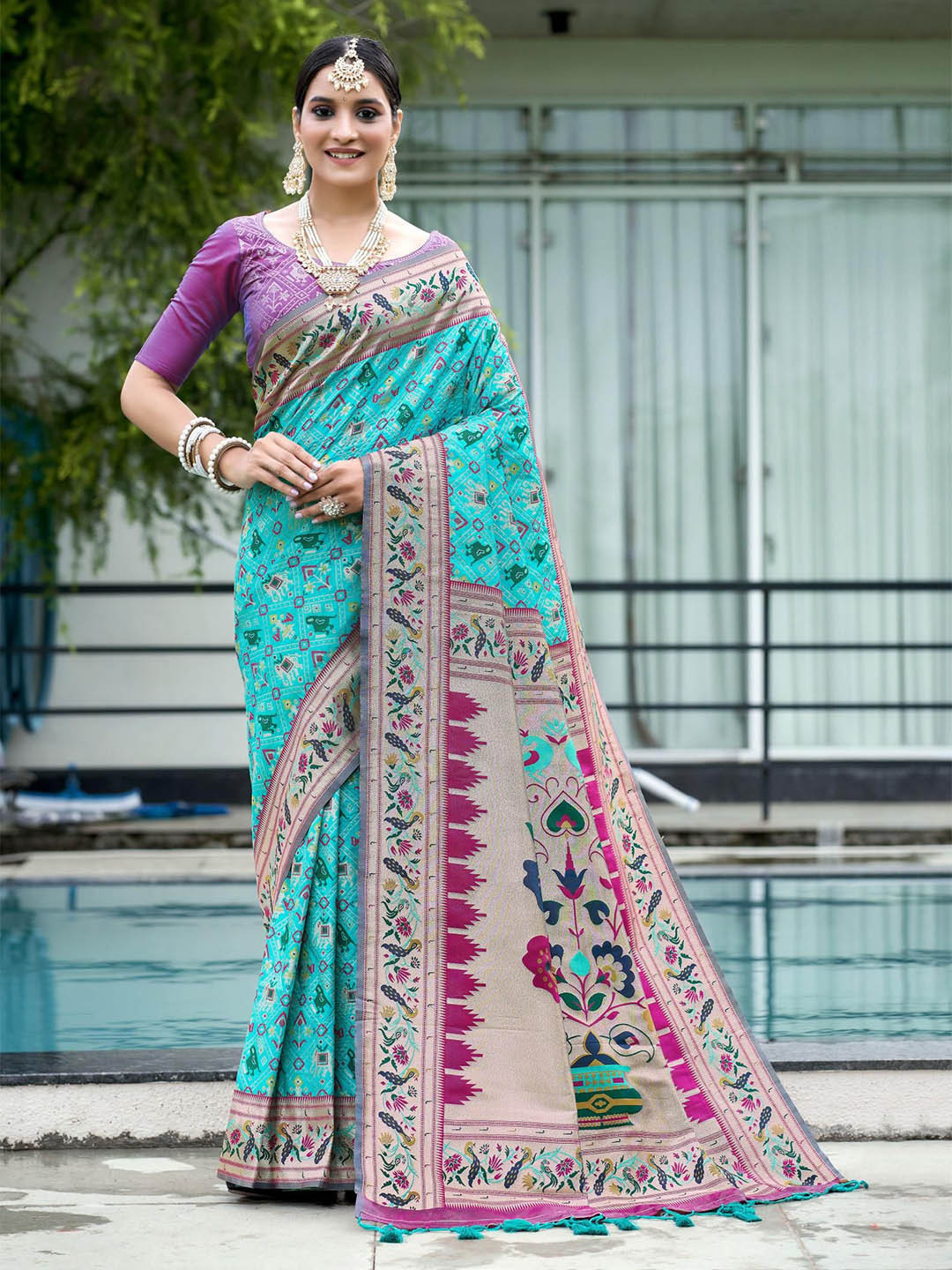 

Kandora Women Woven Design Pure Silk Banarasi Saree, Blue