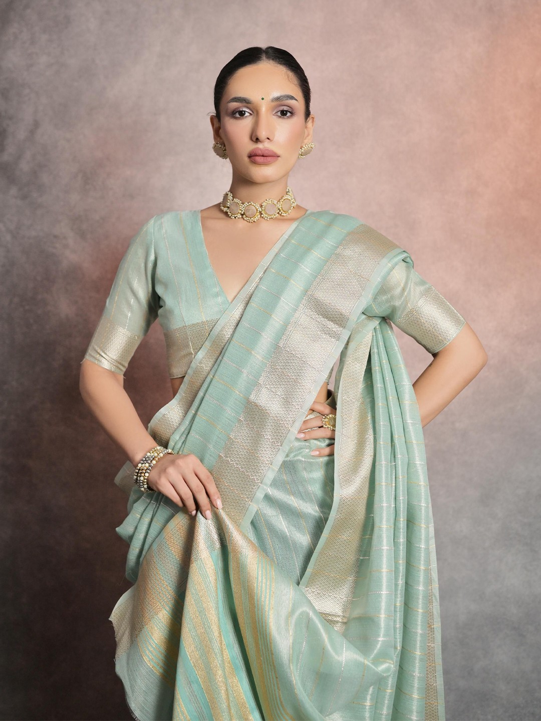 

Kandora Woven Design Zari Pure Silk Saree, Blue