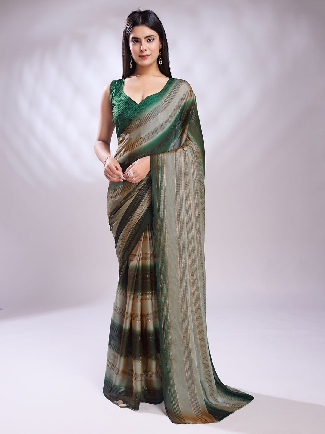 

Rekha Maniyar Striped Woven Design Ready to Wear Leheriya Saree, Green