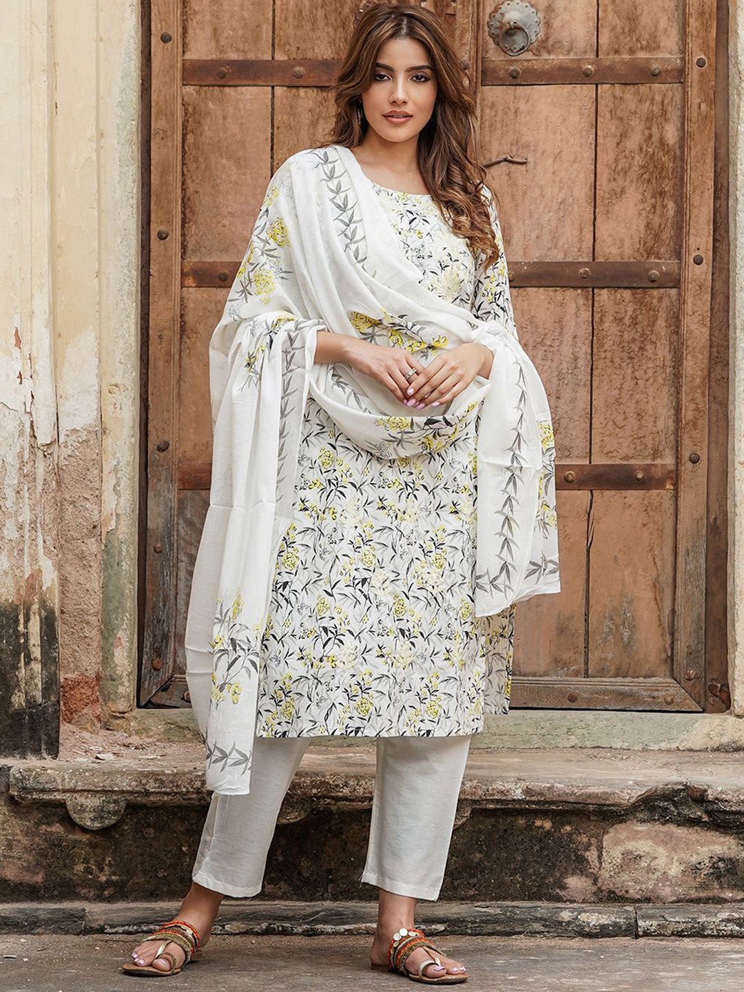 

BAESD Floral Printed Round Neck Thread Work Pure Cotton Kurta With Trouser With Dupatta, White
