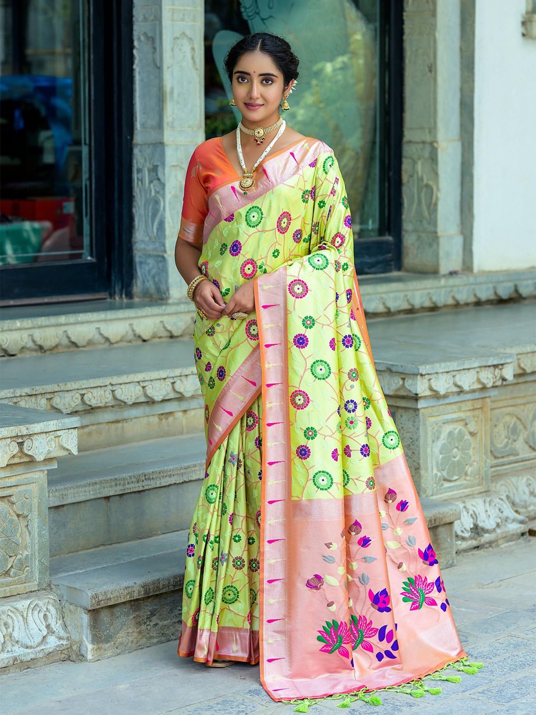 

Kandora Woven Design Zari Pure Silk Banarasi Saree, Sea green