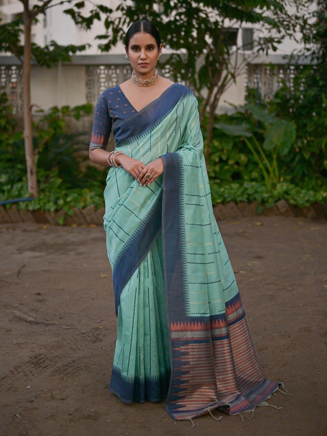 

Kandora Woven Design Zari Pure Silk Saree With Unstitched Blouse Piece, Sea green