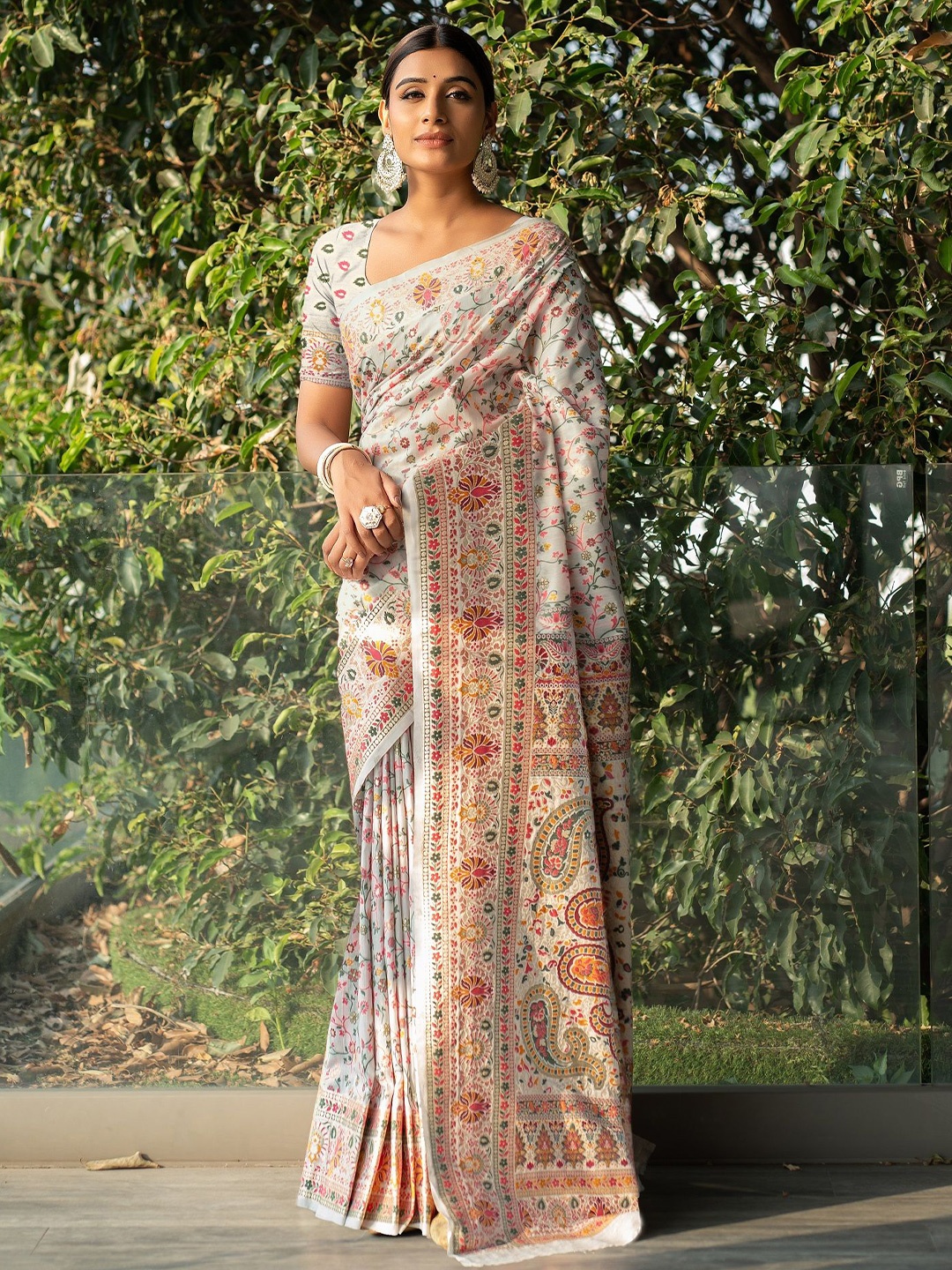 

MAHALASA Ethnic Motifs Pure Silk Saree, Off white