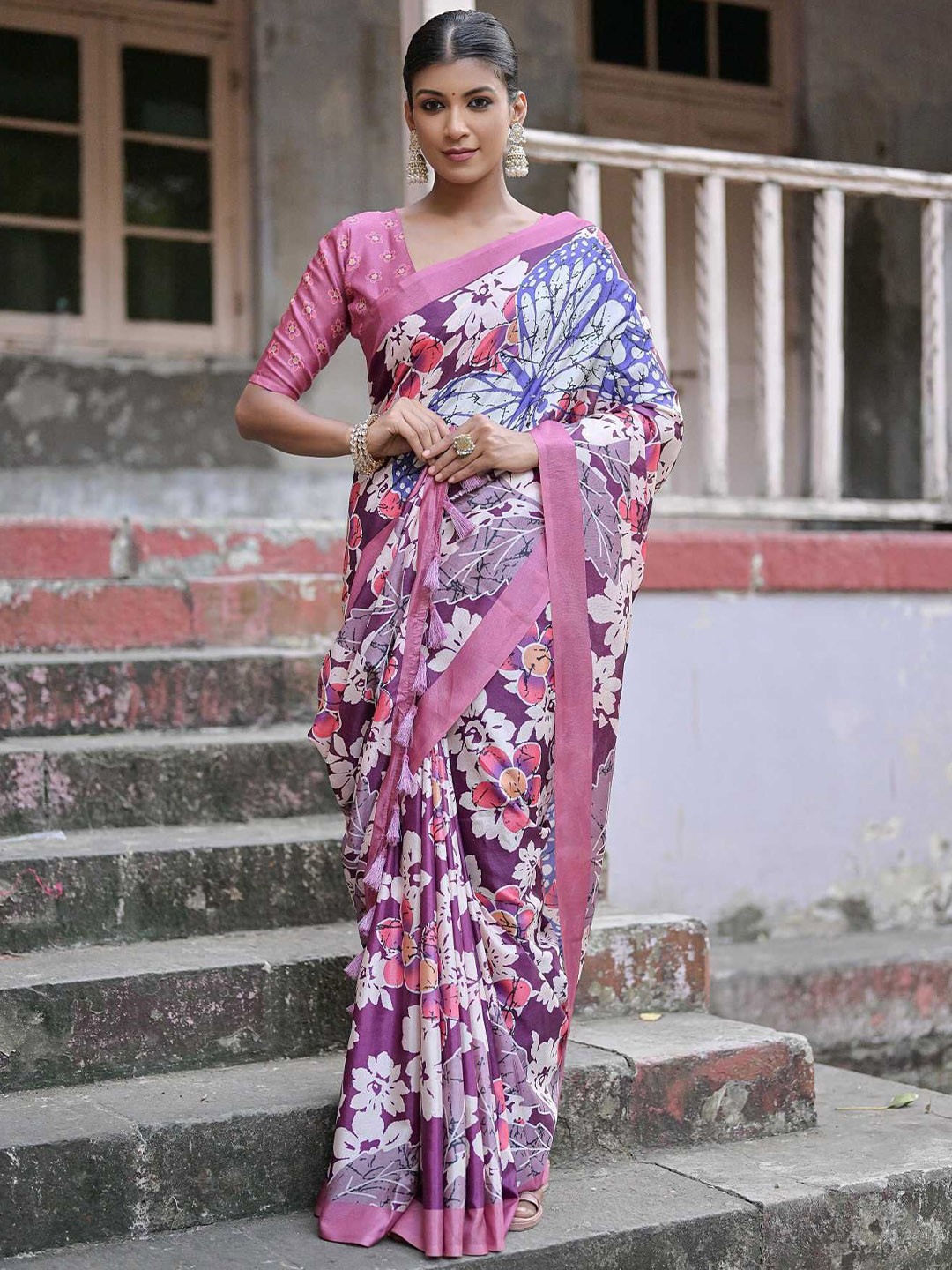 

Kandora Women Floral Pure Silk Saree, Lavender