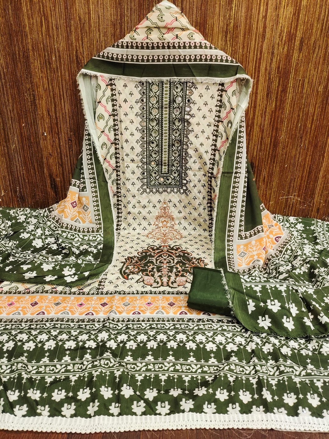 

Panzora Printed Unstitched Dress Material, Green