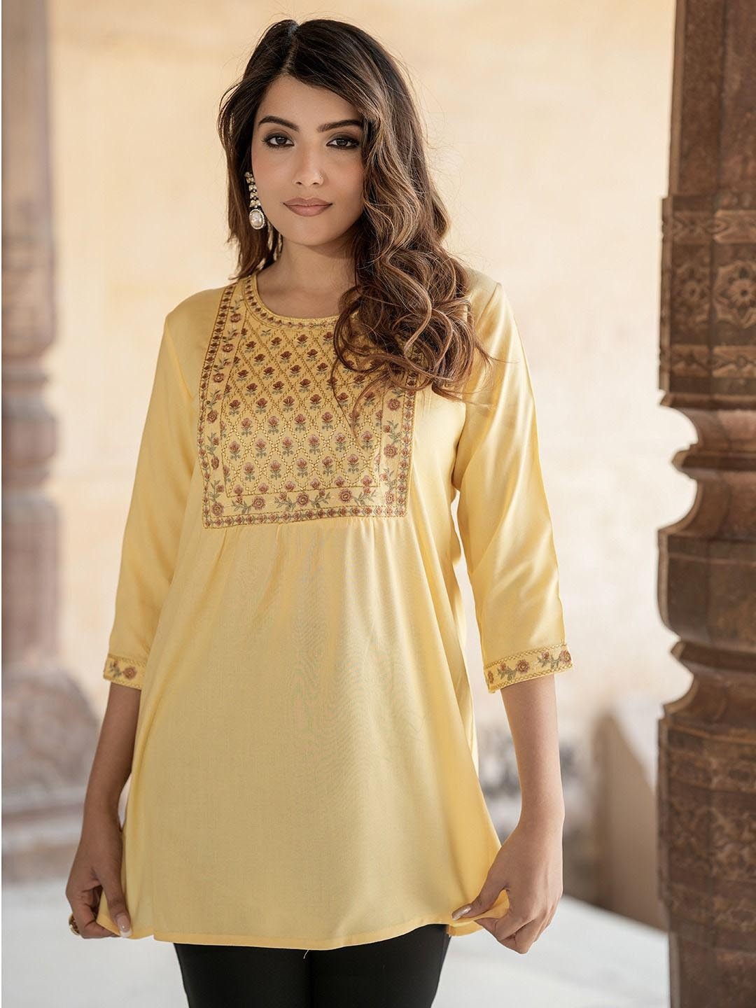 

BAESD Women Printed Thread Work Kurta, Yellow